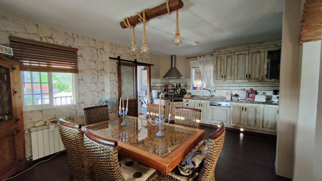 Sale - Villa - La Nucía - La Nucia Centro