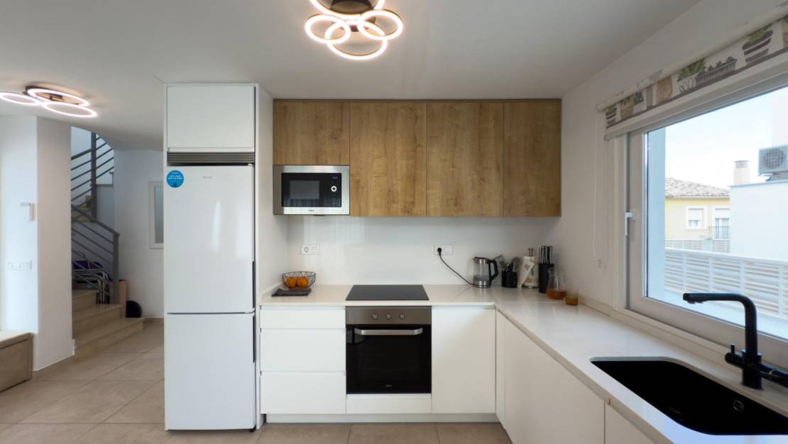 Sale - Villa - La Nucía - La Nucia Centro