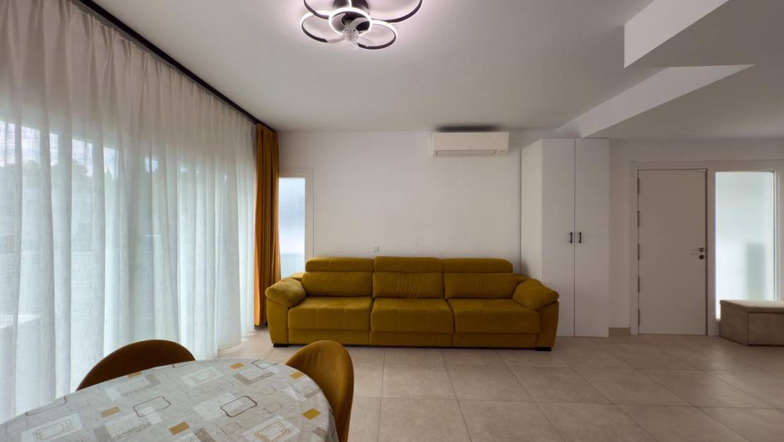 Sale - Villa - La Nucía - La Nucia Centro