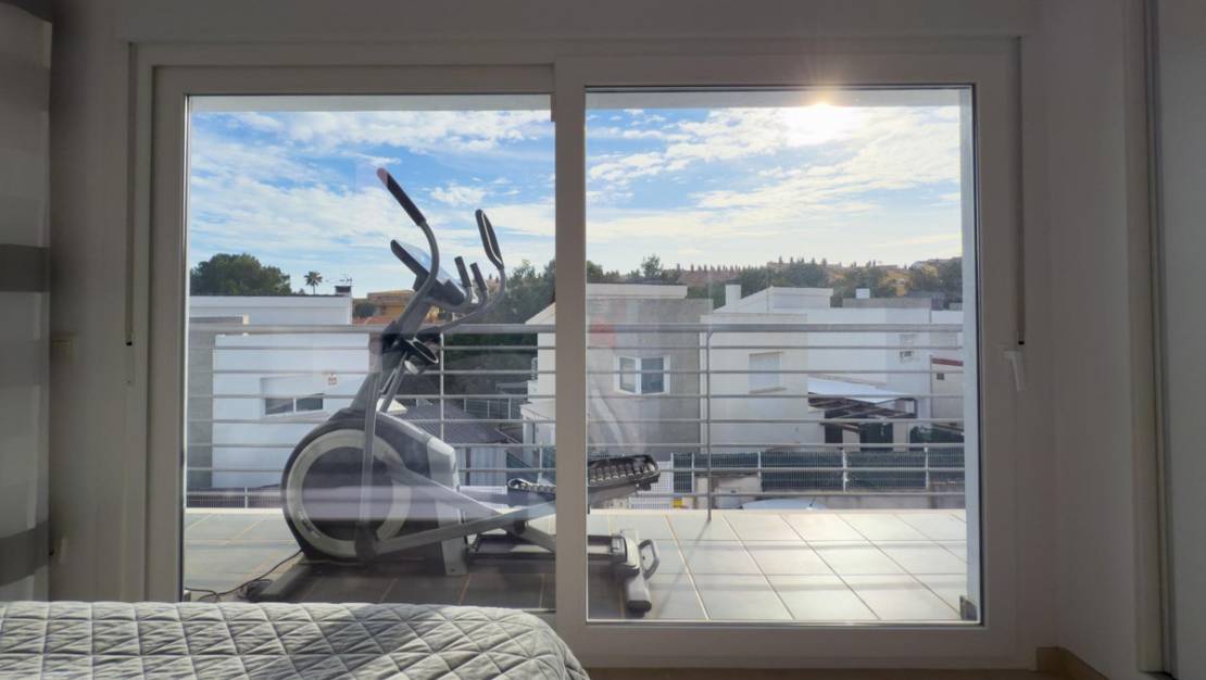 Sale - Villa - La Nucía - La Nucia Centro