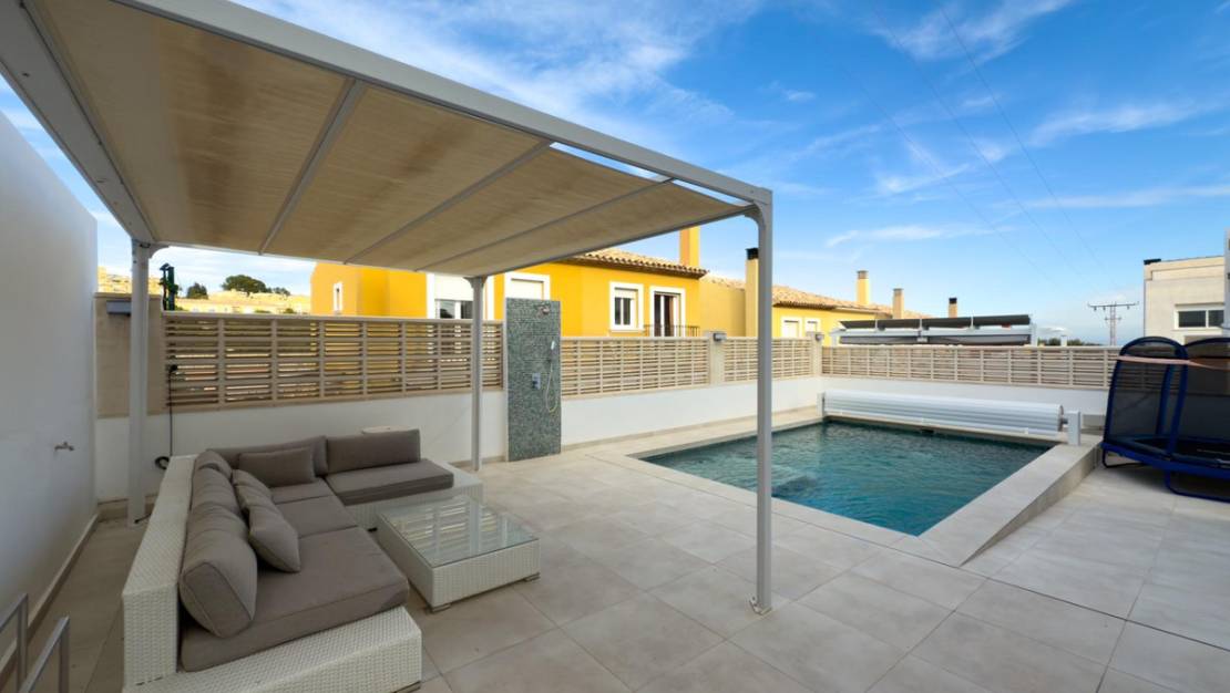 Sale - Villa - La Nucía - La Nucia Centro