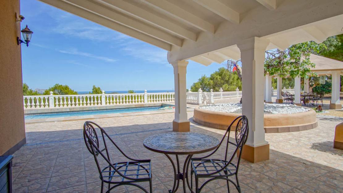 Sale - Villa - La Nucía - La Nucia Centro