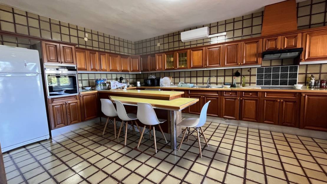 Sale - Villa - La Nucía - La Nucia Centro