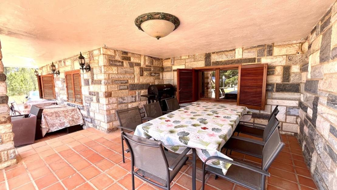 Sale - Villa - La Nucía - La Nucia Centro