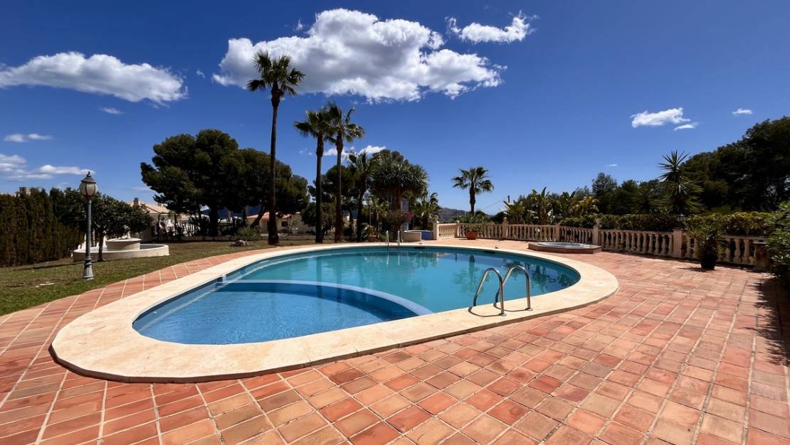 Sale - Villa - La Nucía - La Nucia Centro