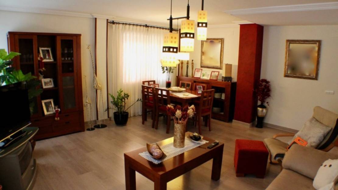 Sale - Villa - La Nucía - La Nucia Centro