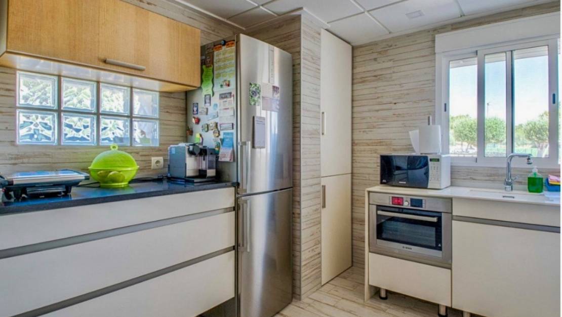 Sale - Villa - La Nucía - La Nucia Centro