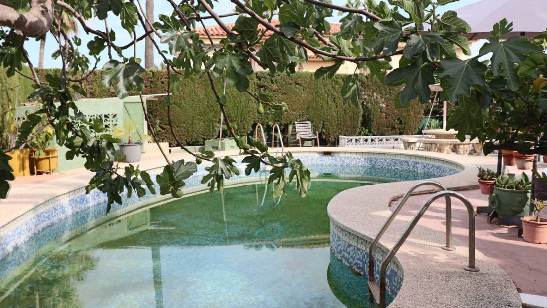 Sale - Villa - La Nucía - La Nucia Centro