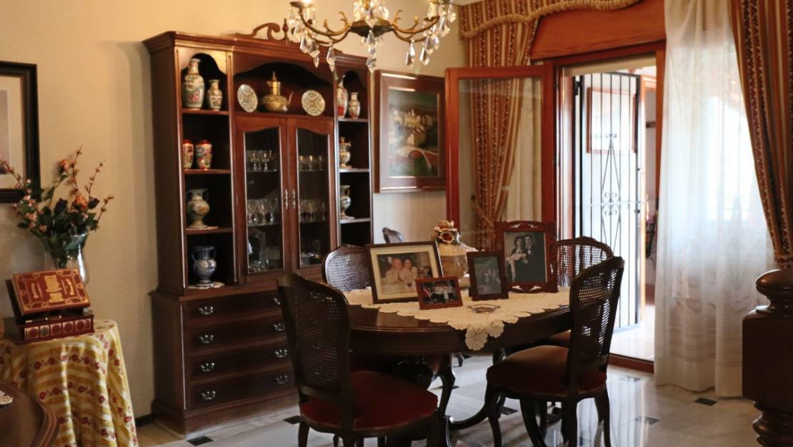 Sale - Villa - La Nucía - La Nucia Centro