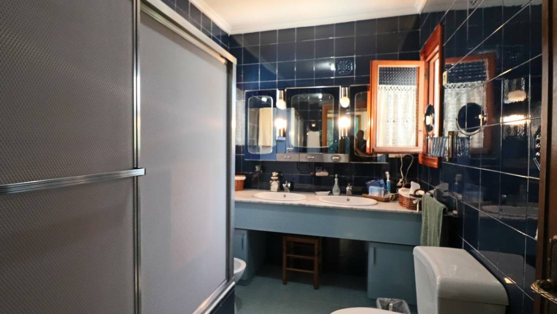 Sale - Villa - La Nucía - La Nucia Centro