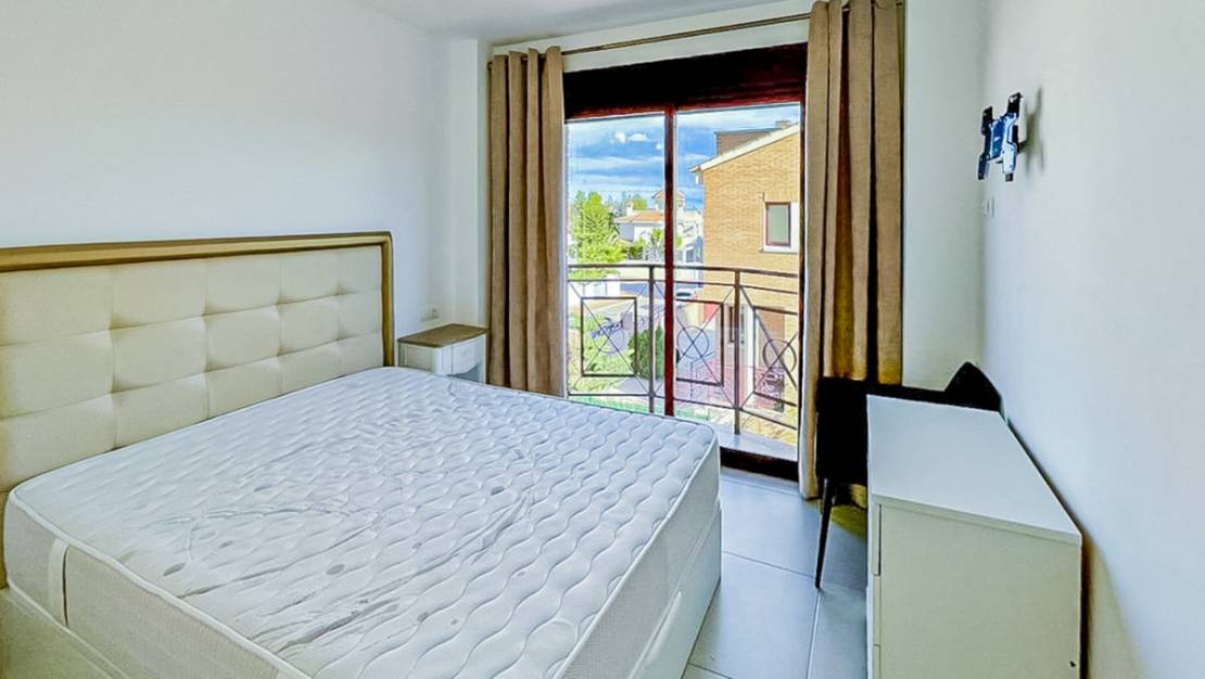 Sale - Villa - La Nucía - La Nucia Centro