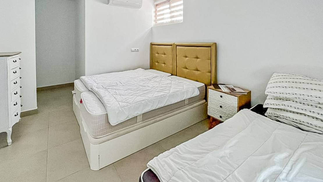 Sale - Villa - La Nucía - La Nucia Centro