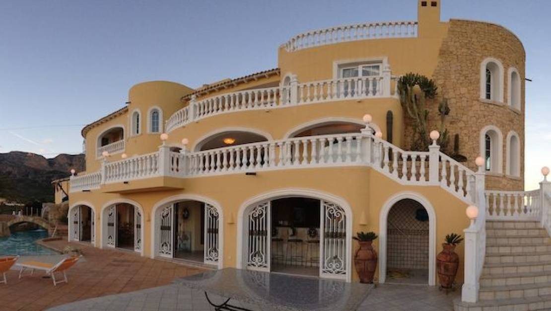 Sale - Villa - La Nucía - La Nucia Centro