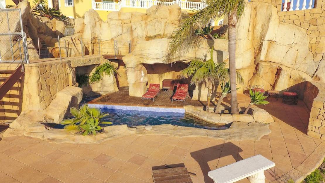 Sale - Villa - La Nucía - La Nucia Centro