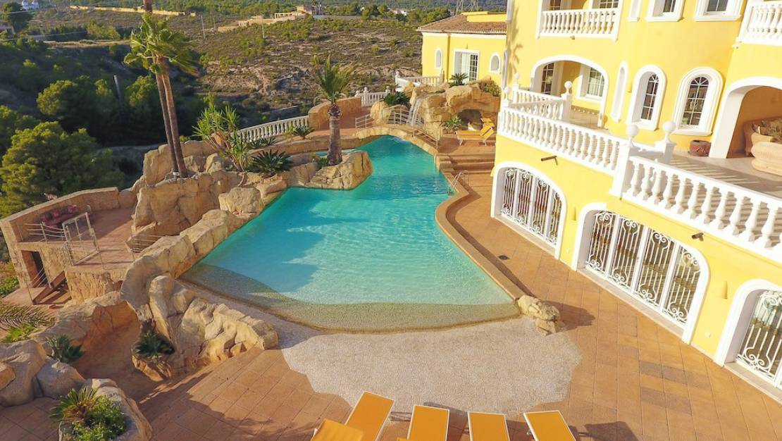 Sale - Villa - La Nucía - La Nucia Centro