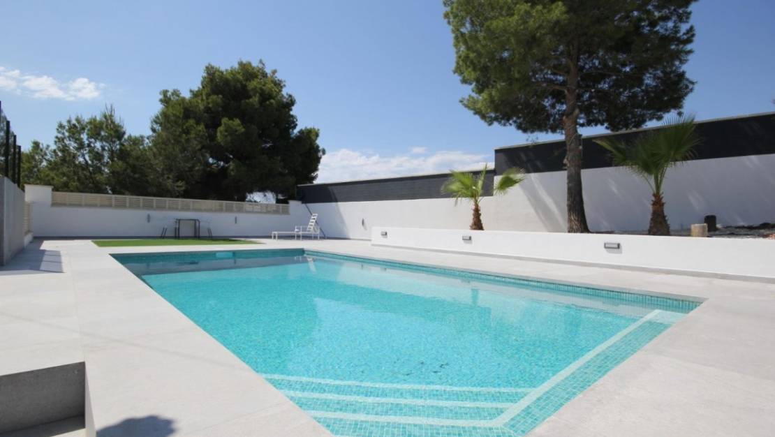 Sale - Villa - La Nucía - La Nucia Centro