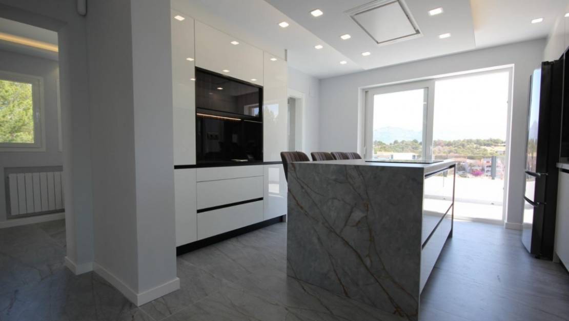 Sale - Villa - La Nucía - La Nucia Centro