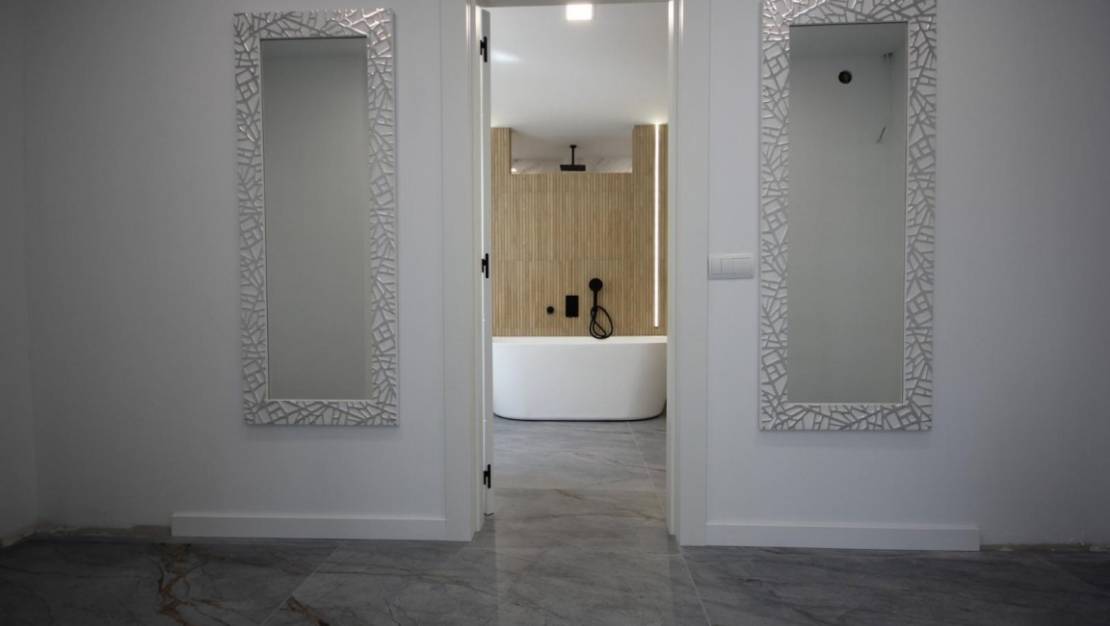 Sale - Villa - La Nucía - La Nucia Centro