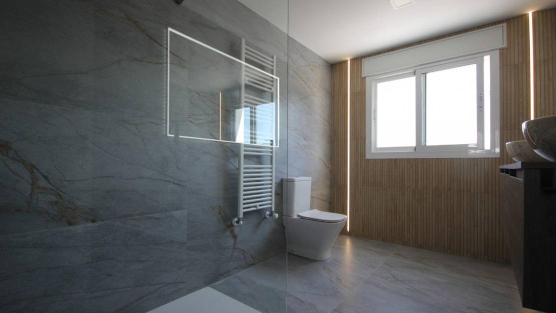 Sale - Villa - La Nucía - La Nucia Centro