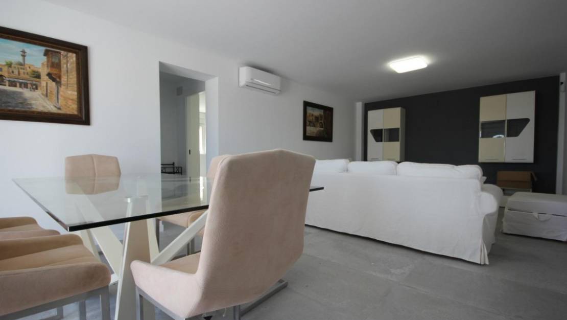 Sale - Villa - La Nucía - La Nucia Centro