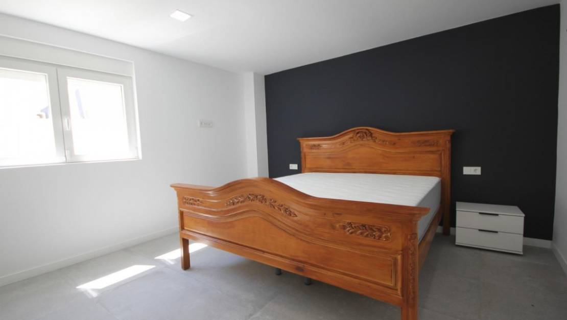 Sale - Villa - La Nucía - La Nucia Centro