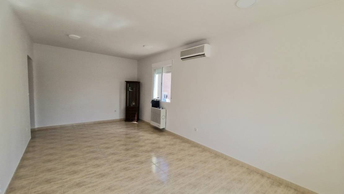 Sale - Villa - La Nucía - La Nucia Centro