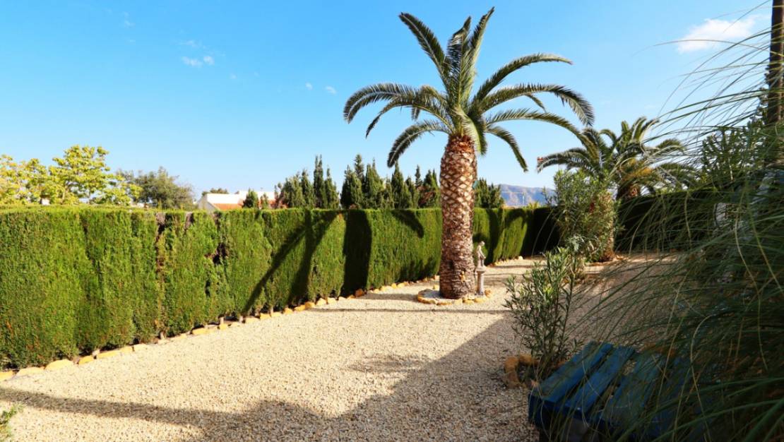 Sale - Villa - La Nucía - La Nucia Centro