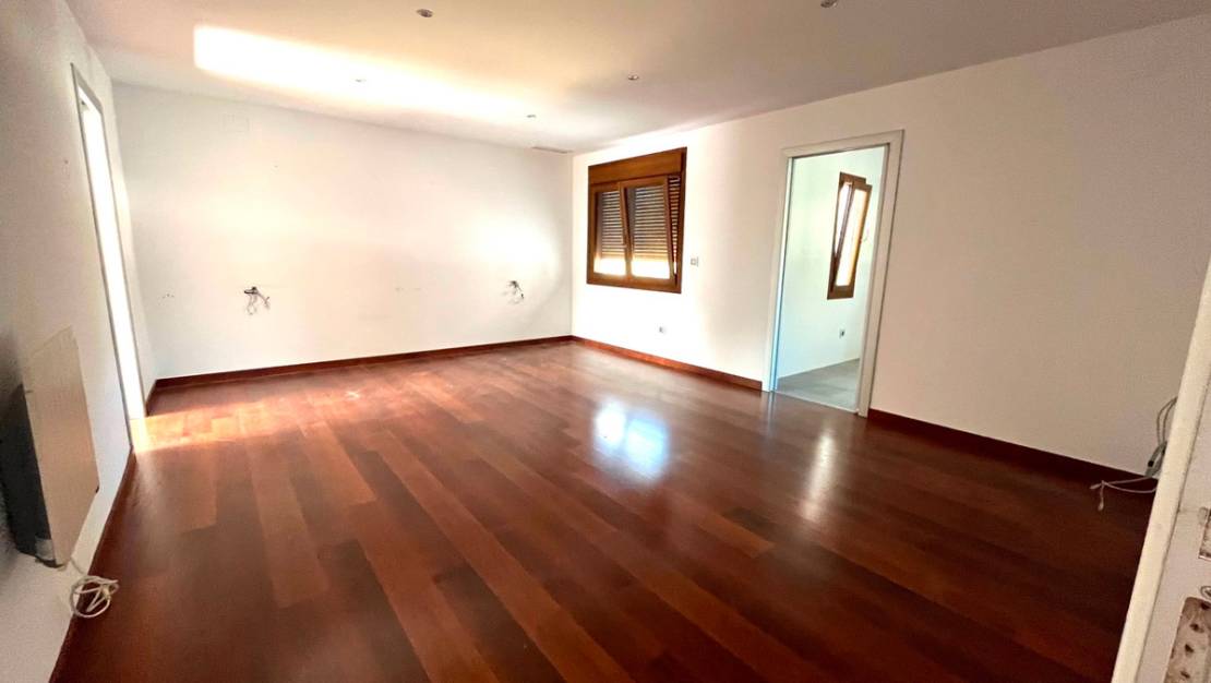 Sale - Villa - La Nucía - La Nucia Centro
