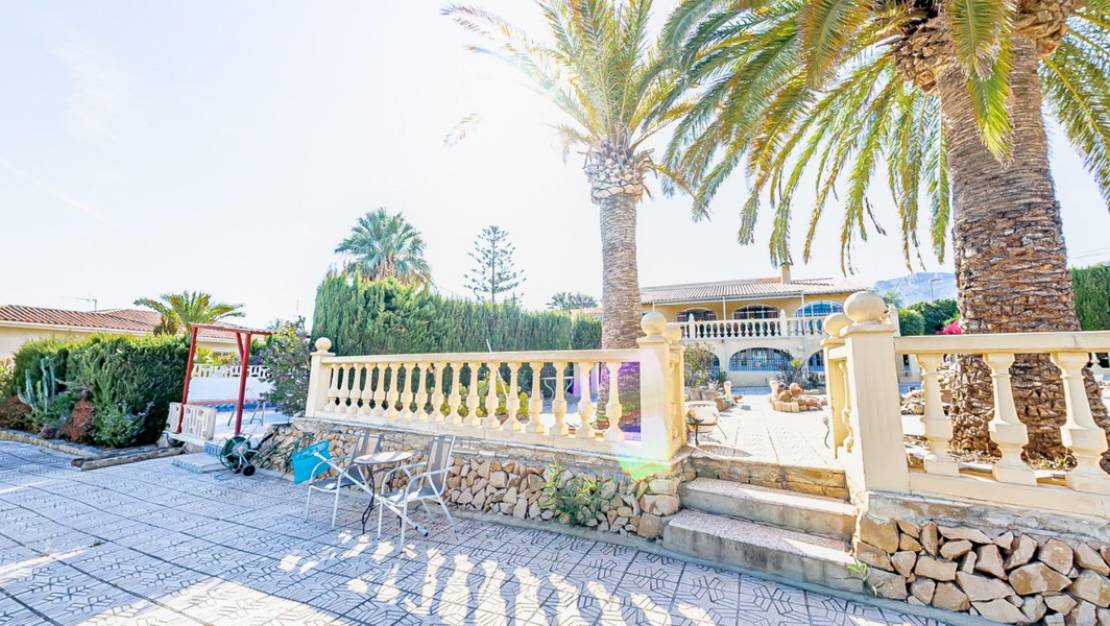 Sale - Villa - La Nucía - La Nucia Centro