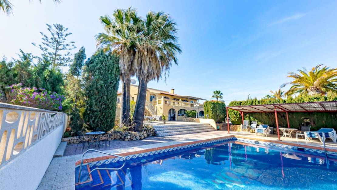 Sale - Villa - La Nucía - La Nucia Centro