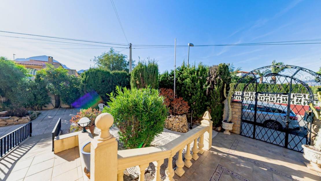 Sale - Villa - La Nucía - La Nucia Centro