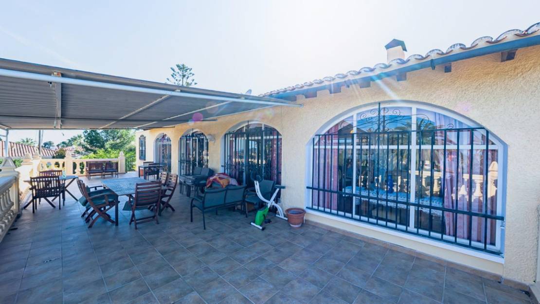 Sale - Villa - La Nucía - La Nucia Centro