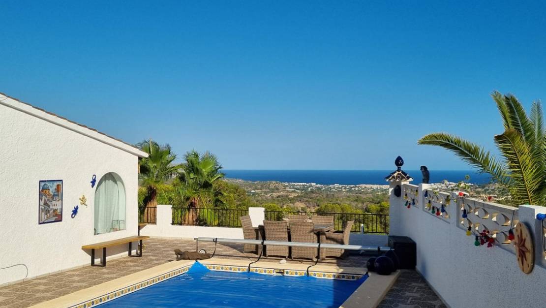 Sale - Villa - La Nucía - La Nucia Centro