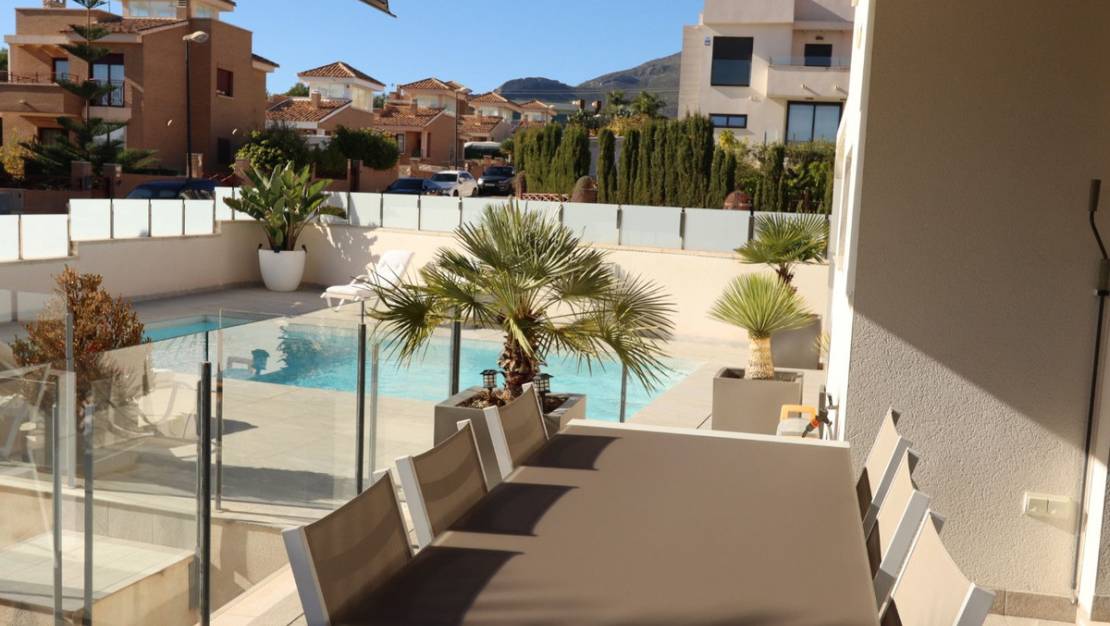 Sale - Villa - La Nucía - La Nucia Centro