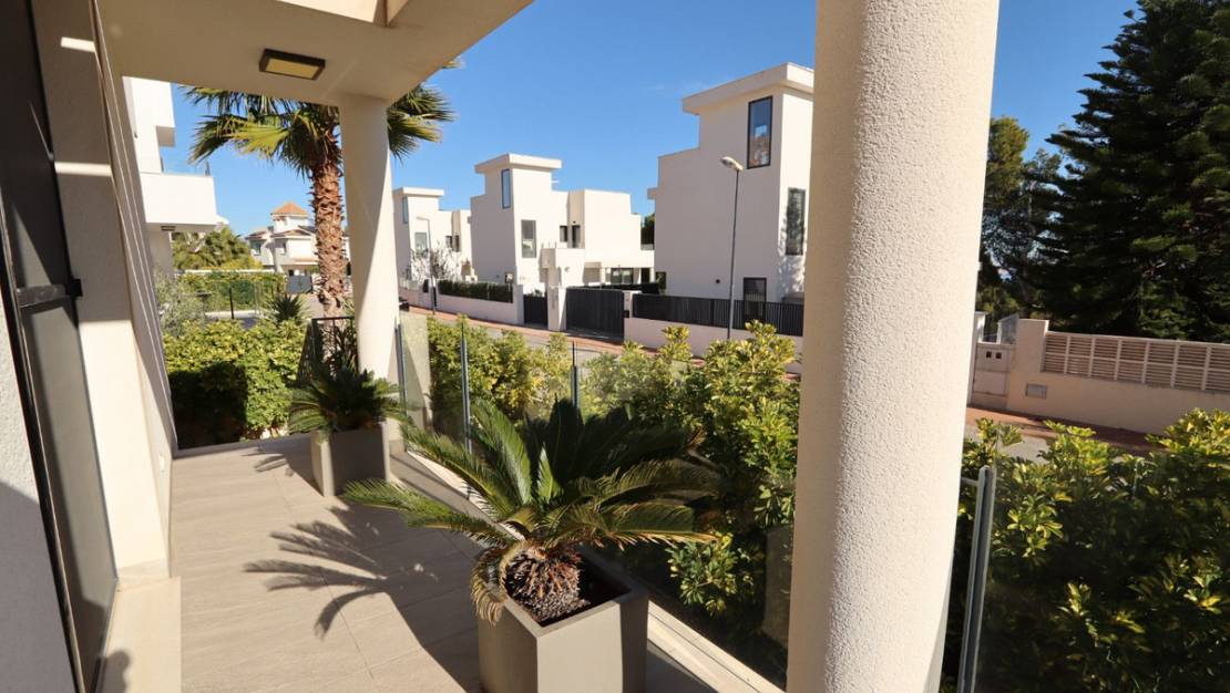 Sale - Villa - La Nucía - La Nucia Centro