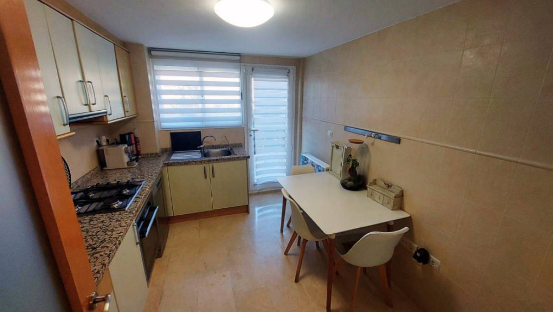 Sale - Villa - La Nucía - La Nucia Centro