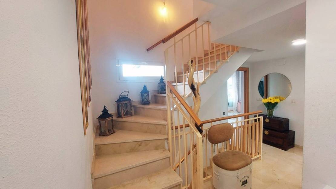 Sale - Villa - La Nucía - La Nucia Centro