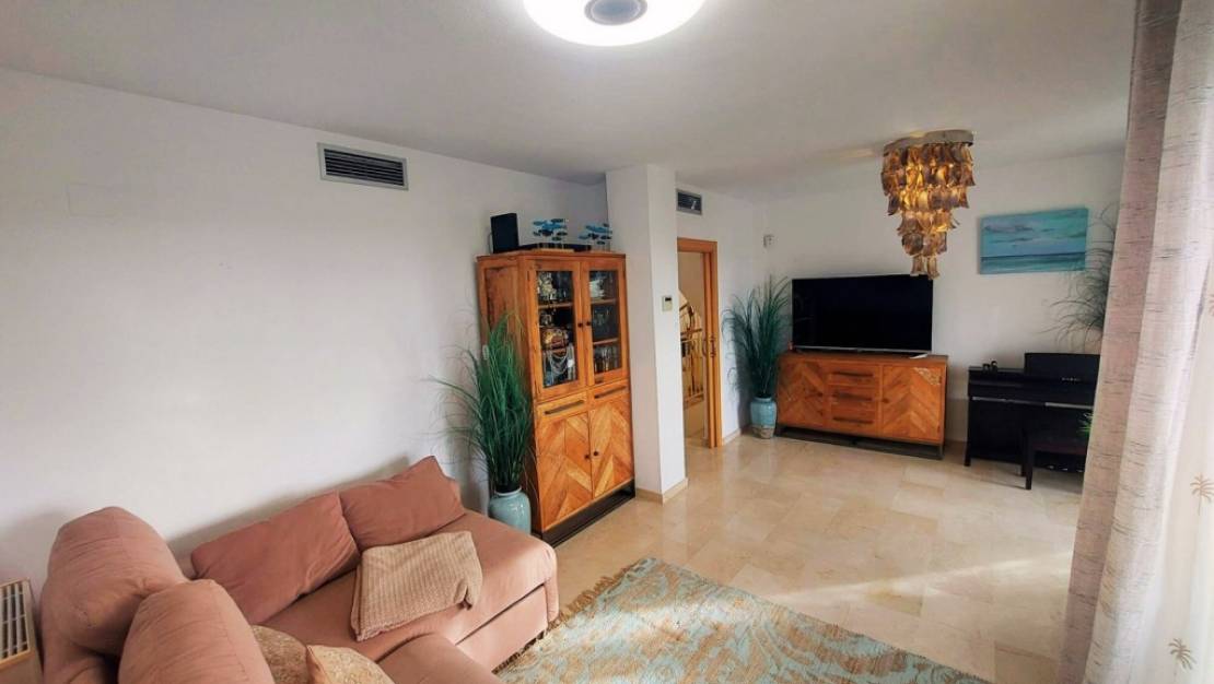 Sale - Villa - La Nucía - La Nucia Centro
