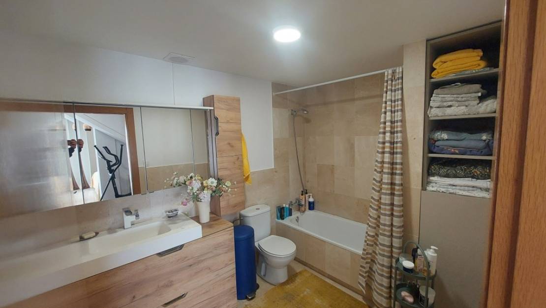 Sale - Villa - La Nucía - La Nucia Centro