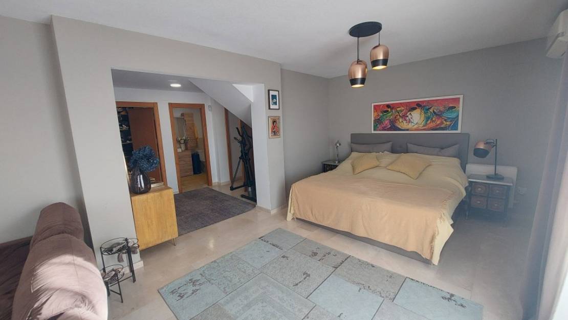 Sale - Villa - La Nucía - La Nucia Centro