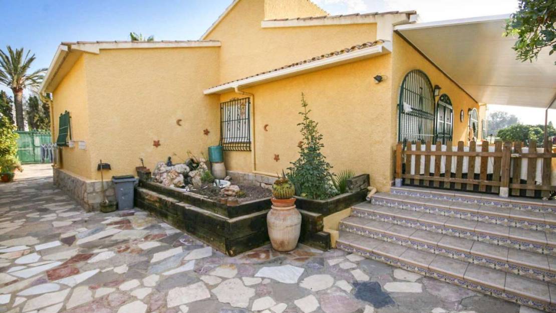 Sale - Villa - La Nucía