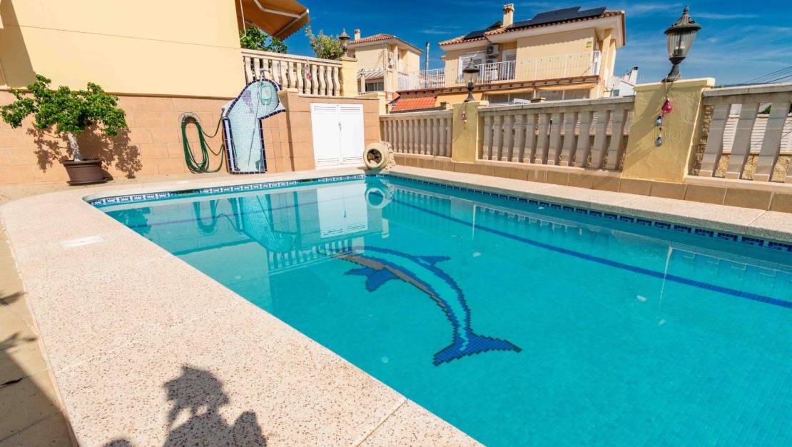 Sale - Villa - La Nucía