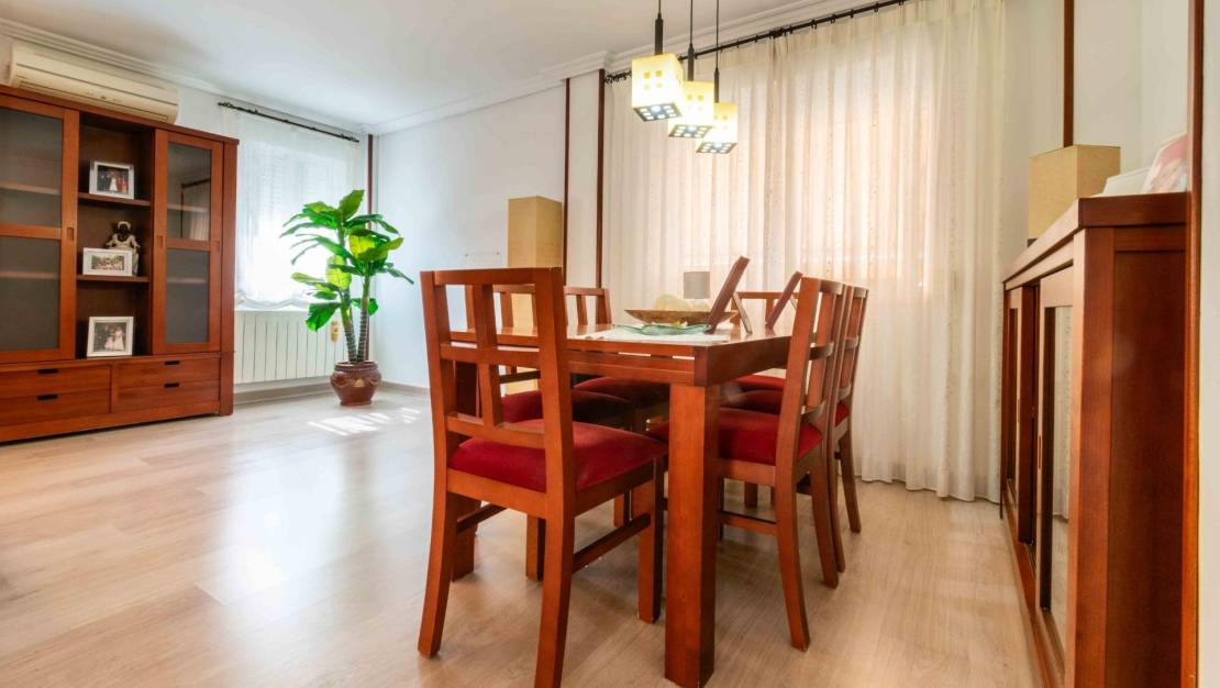 Sale - Villa - La Nucía