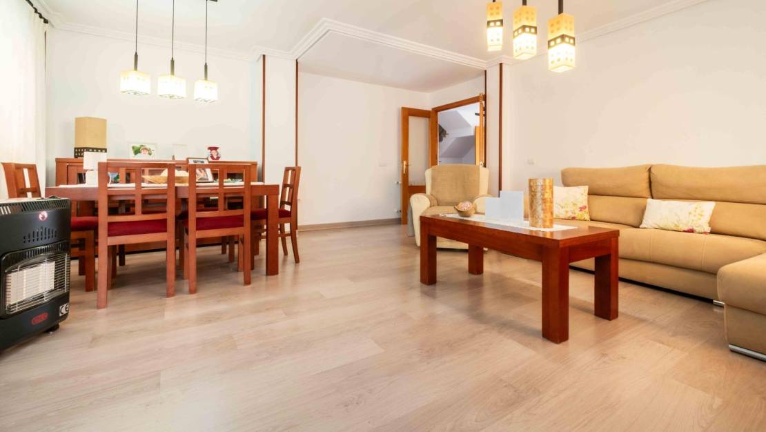 Sale - Villa - La Nucía