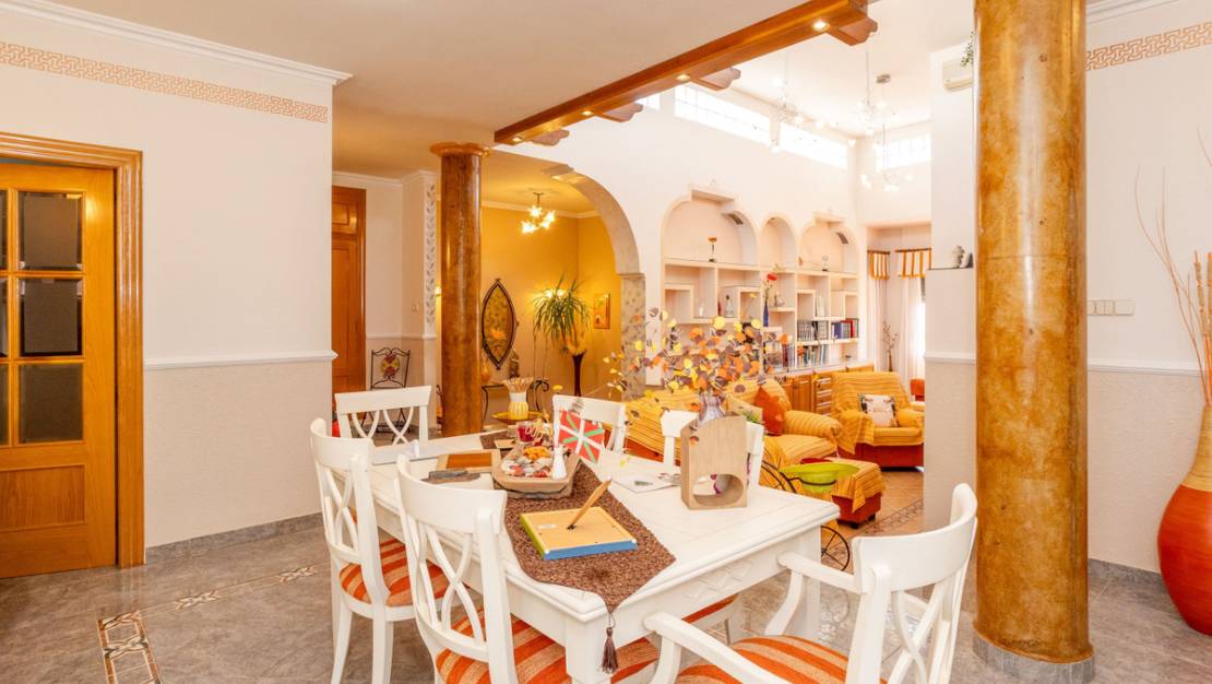 Sale - Villa - La Union - La Union Centro