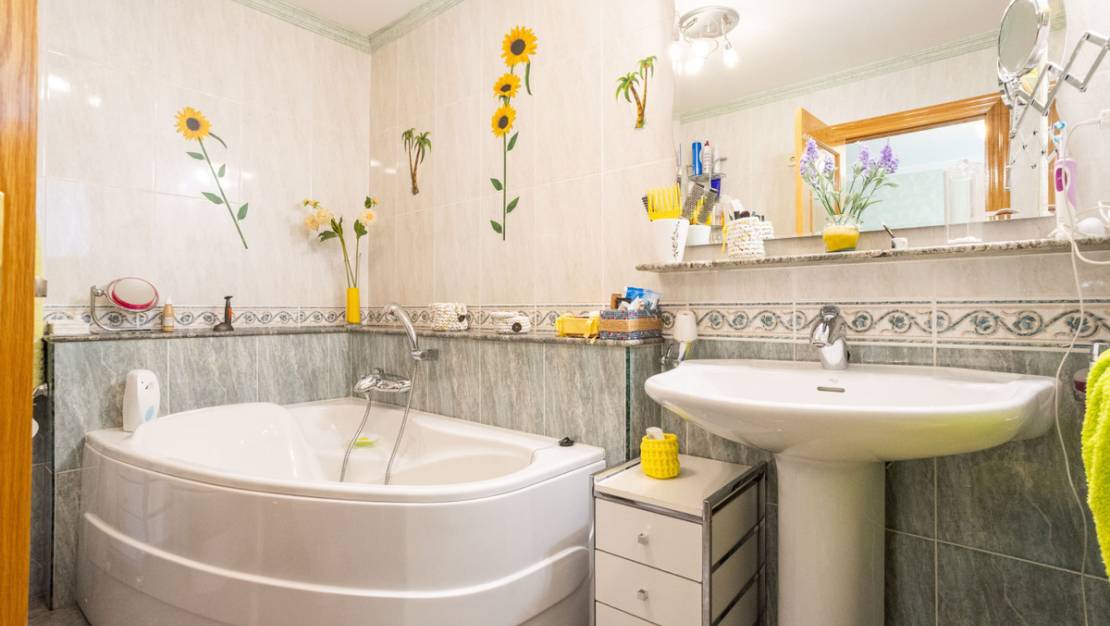 Sale - Villa - La Union - La Union Centro