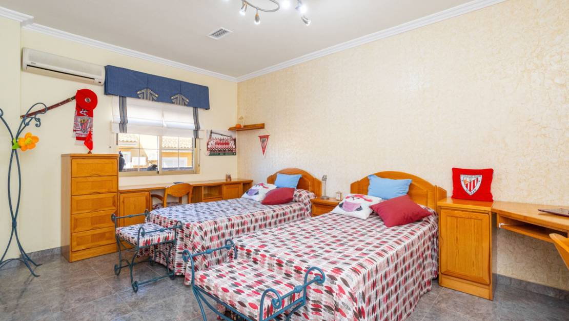 Sale - Villa - La Union - La Union Centro