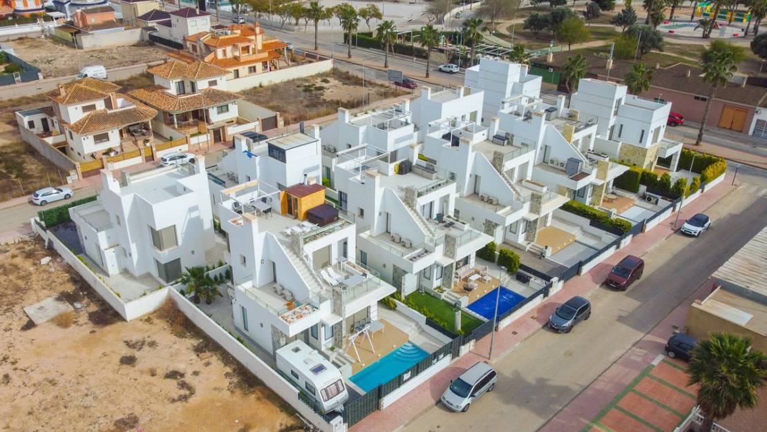 Sale - Villa - Los Alcázares - Los Alcazares Centro