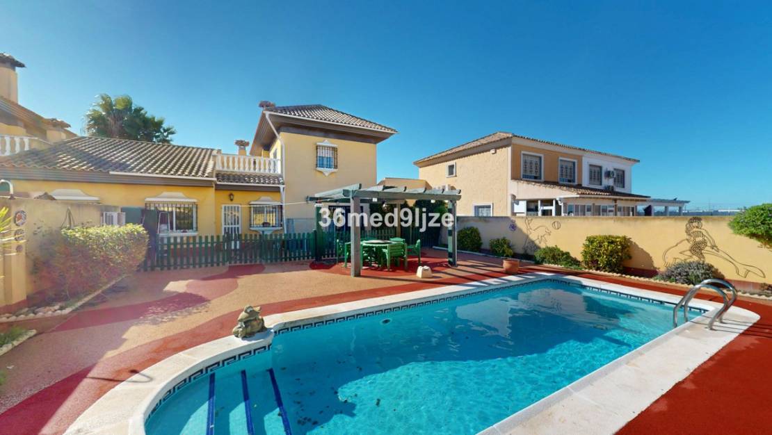Sale - Villa - Los Alcázares - Los Alcazares Centro