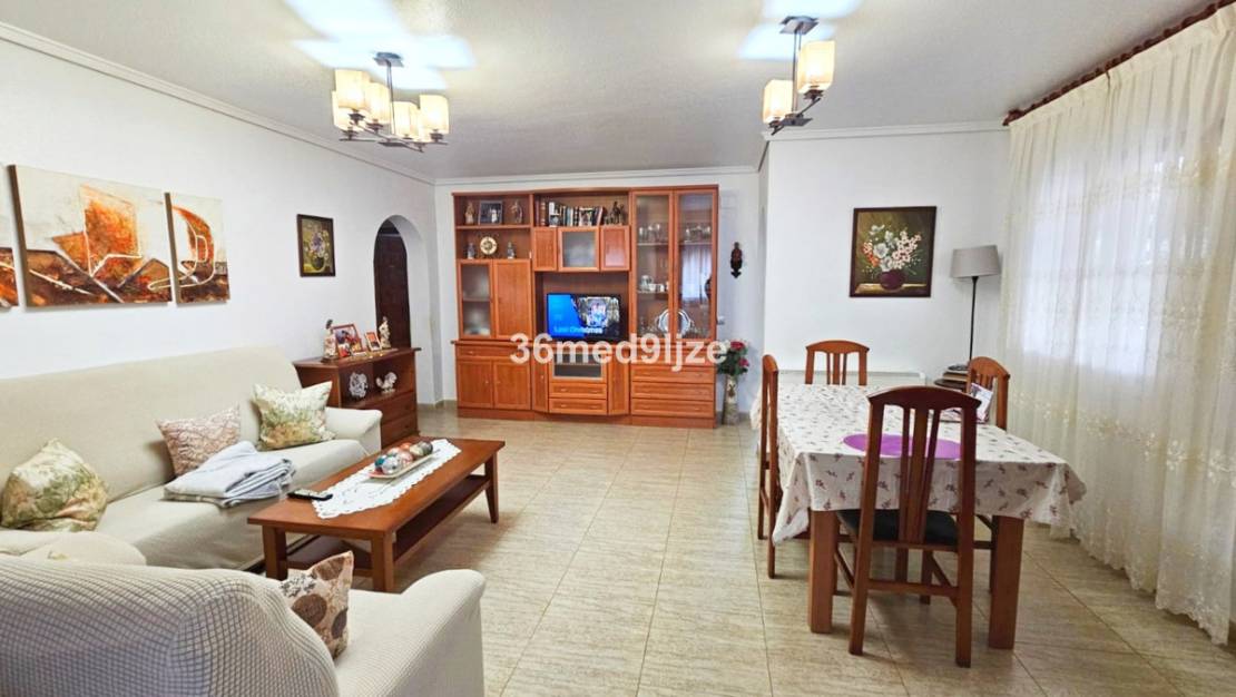 Sale - Villa - Los Alcázares - Los Alcazares Centro